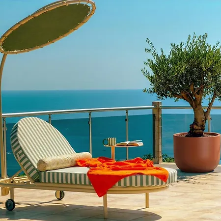 Qoople Toskana- Panoramic 360 Sea & Castle View Villa *